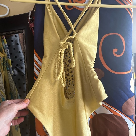 Bathing Suit - Picture 4 of 6